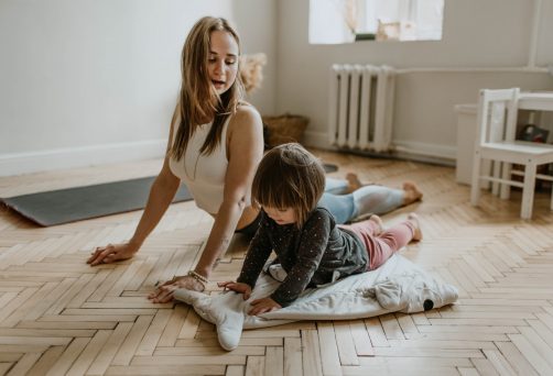 *Warteliste möglich* Eltern-Kind-Yoga (2-3 Jahre) – Sandra